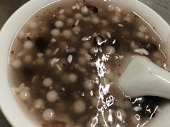 -芳婆糕团店(王府大街店)