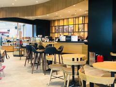 大堂-星巴克(北京王府井店)