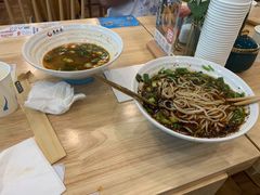 -贵凤凰贵州米粉(五道口店)