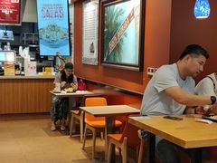 -The Habit Burger Grill 哈比特汉堡(爱琴海店)