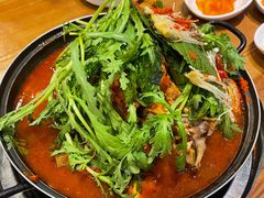 土豆排骨火锅-喇喇排骨火锅·传统韩式脊骨汤(望京西园总店)