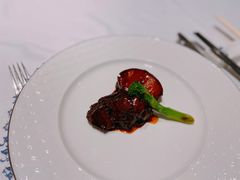 文火澳洲小牛肉配五头鲜鲍-Yan Ting 宴庭中餐厅(上海静安瑞吉酒店)