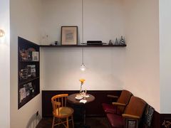 -Café Monson