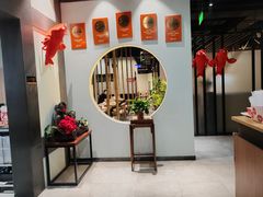 -叶派龙虾•招牌香辣蟹·海鲜(中海国际店)