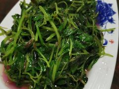 清炒红苋菜-臭鳜鱼人家·老字号徽菜