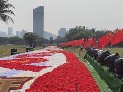 -万绿园