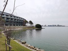 -上海滴水湖皇冠假日酒店