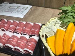 -呷哺呷哺(新世界百货望京店)