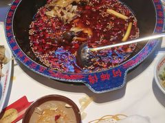-何师傅美蛙鱼头(汉街店)