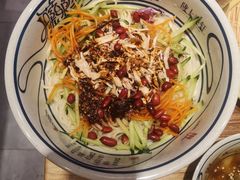 鸡丝凉面-陇上秦轩biangbiang面(萧山万象汇店)