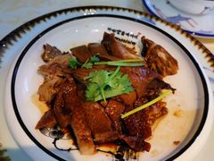 老鹅-魏铭鱼头捞饭(晋阳路店)