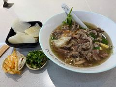 -甘掌门·化州驰名牛杂粉(越秀店)