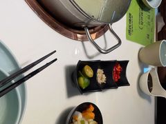 -洪氏嗨捞·猪肚鸡火锅(阳光天地店)