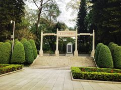 -英雄广场
