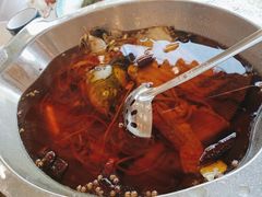 -鑫巴蜀小镇 · 水煮鱼专研店(玉桥店)