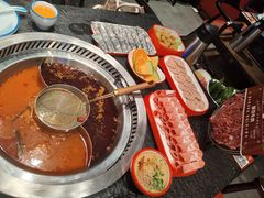 -醉董牛川派鲜肉自选火锅(烟台店)