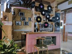 -蜗牛的家旅行主题云南菜餐厅.小酒馆(护国寺店)