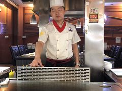 -利昂法式铁板主题餐厅(新奥购物中心店)