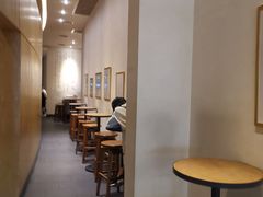 用餐区-星巴克(深圳星都豪庭店)