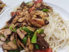 -明记汤揪片子炒面(红山市场特色美食街店)