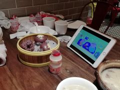 -新大咀港式茶餐厅(宝山万达店)
