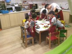 美食汇-饭米多蔻中英文绘本馆(苏州美罗店)