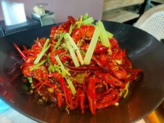 -沪小胖小龙虾(淮海中路旗舰店)
