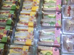 -85度C(生甜甜圈研究工坊·上海松江人民北路店)