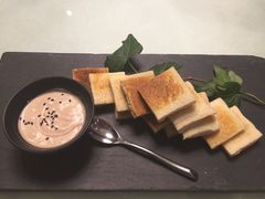鹅肝酱配面包片-唐廊烤鸭店(工体店)