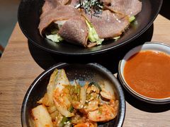 牛舌色拉-烧肉达人•炭火烧肉(新天地店)