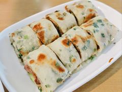 葱饼卷牛肉-台北楚楚园馅饼粥(虹桥南丰城店)