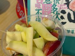 -LuOne凯德晶萃广场(徐家汇路店)