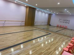 -彼得潘星学院·小模特·小主播