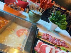 -焱三乐四川火锅店(经纬街店)