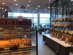 面包甜点陈列柜-面包新语(上地华联店)