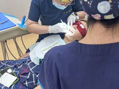 -瑞尔齿科(上海长风大悦城店)