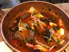 -成都你六姐·牛肉冒菜(上海环宇荟店)