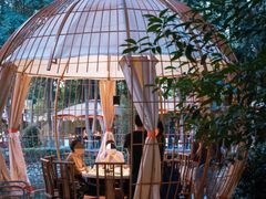 -二荆条·蜀鲜汇城市森林火锅