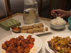 -大鱼徽州·寻味徽菜(星光总店)