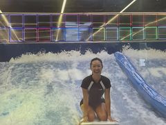 -INLANG饮浪室内冲浪(苏河湾万象天地店)