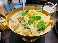 -大头虾越式风味餐厅(光明广场店)