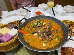 -香山湖家家宴(中山陵店)