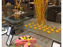 -海口绿发希尔顿酒店-田园汇自助餐·三文鱼·海鲜