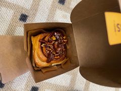 核桃肉桂卷-CHOCMONS巧克怪兽(屏风街店)