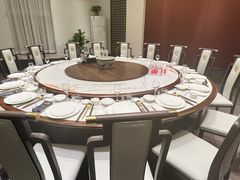 -梅花香里大酒店(郁金香路店)