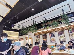 大堂-馋三尺蟹粉小笼(人民广场店)