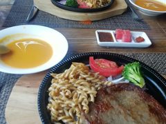 -加菲咖啡西餐厅garfield coffee(蓝宝石大厦店)