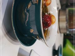 -三江源美食城