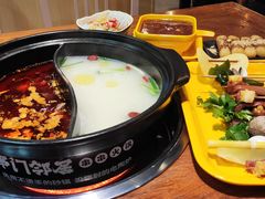 -串门邻居串串火锅(云南南路店)
