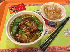 -海口骑楼小吃街